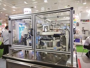Uflex demonstrates its robust Pick, Fill & Seal machine 1 Uflex 1