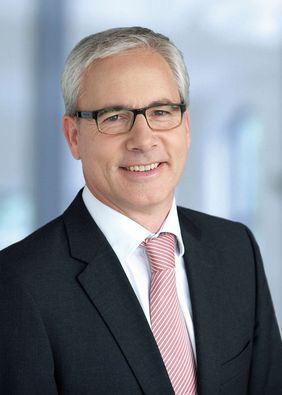 Dirk Mähr, Managing Director Sales, Sanner