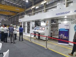 Open house demonstration of the Flexodelight HL 400 CI flexo press in progress at Echaar’s Ambernath plant near Mumbai. Photo Echaar