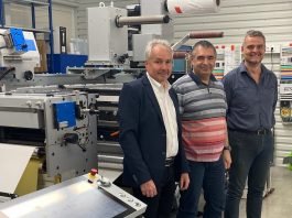 GEW’s Bernd Prattl (Sales Manager, DACH) with Martin Chaluš, Owner of FlexON, and Daniel Mencl of Heidelberg