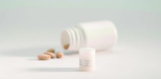 Clariant’s Cuddalore plant willproduce desiccant packets, whichare inserted into pharmaceuticalpackaging to control moisture andprotect the stability of the medicineduring shelf-life