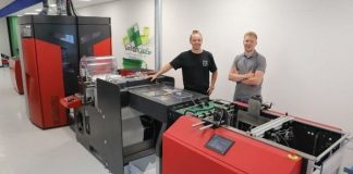 Tom and Bas Lempsink installing Xeikon 3500REX digital press