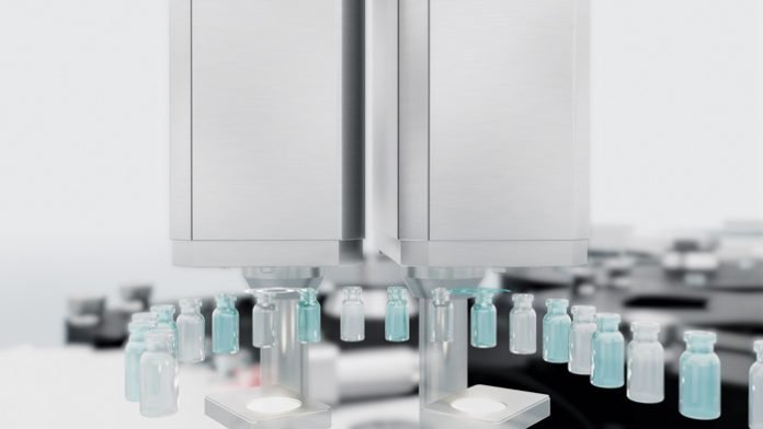 01-Syntegon_Inline_Opening_Inspection Cameras check the integrity of the empty containers before filling. They inspect the opening, base, and side walls of the vials for foreign bodies or impurities, and examine the integrity of the vial itself | Inline inspection of vials
