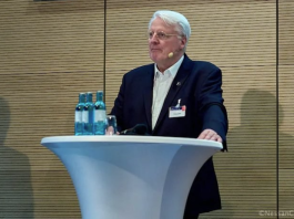 Koenig and Bauer CEO Dr Andreas Pleßke
