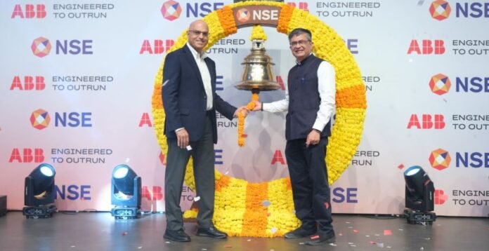 abb new Sanjeev Sharma, Country Head and Managing Director, ABB India (Left) and Ashishkumar Chauhan, MD & CEO of NSE (Right) at the Bell Ringing Ceremony Marking ABB India's 30 Years of NSE Listing