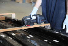 Signode’s hand tool for plastic strapping Signode