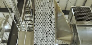 Henkel Adhesive Technologies will be presenting its latest solutions for efficient, safe, and sustainable metal packaging at Metpack 2026. Its focus will be on digital equipment and service concepts for greater line performance, new sealants for beverage and food cans, and technologies for resource-efficient surface treatment. (Photo: Henkel)