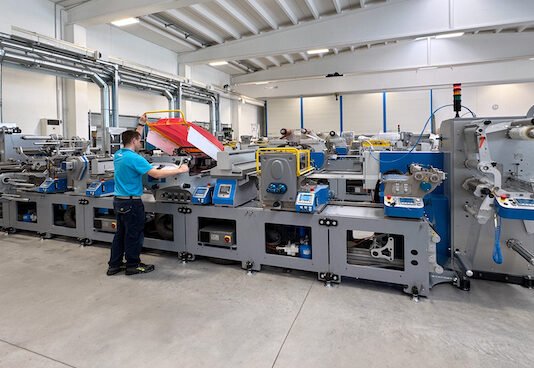 Cartes installation at Grupo Grupo Flexográfico, a company based in León, in Mexco Photo Cartes