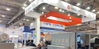 Hanglory came to the show with two running presses, the Nova1200 UV digital printing press and the HanMet UV coater Photo PSA