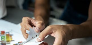 UPM’s adhesive solutions for demanding label applications UPM