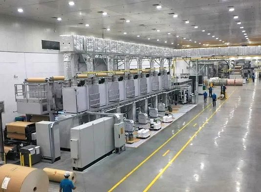 The Asepto Egypt plant is equipped with a Heidelberg Board Master XL 1650 from Germany, designed to enable high-speed printing and efficient job transitions, supported by advanced inspection and creasing technologies. Photo UFlex