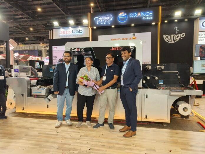 The Intraaction and Colorix teams at Loupe India