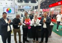 Ankit Darji of Ankit Graphics (third from left) with officials from Esko and DuPont at Loupe India