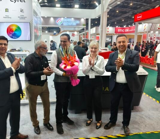 Ankit Darji of Ankit Graphics (third from left) with officials from Esko and DuPont at Loupe India